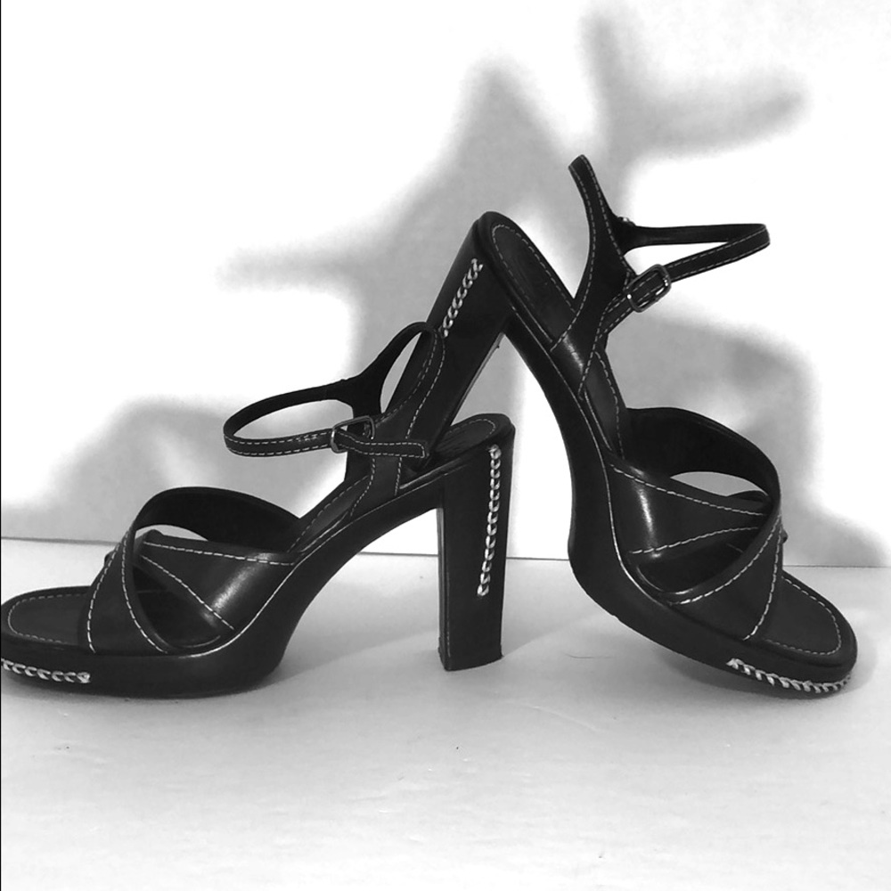 VS “Tamika” Via Spiga Black sandals